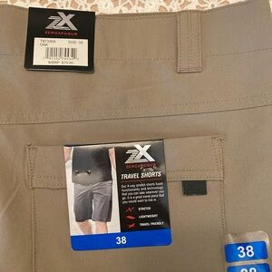 Men’s new travel shorts, tan